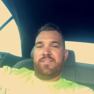 Meet your Posher, Devin